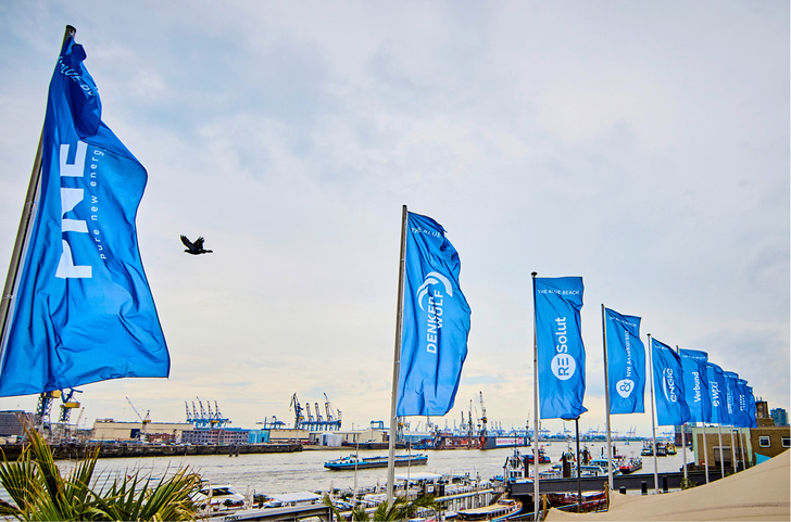 „The Blue Beach“ 2025 im Hafen von Hamburg