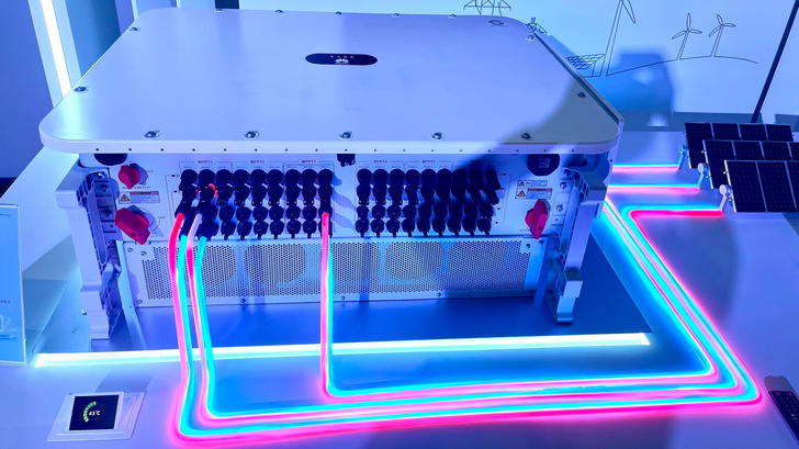 Der Stringwechselrichter 506KTL kommt mit vielen Innovationen.