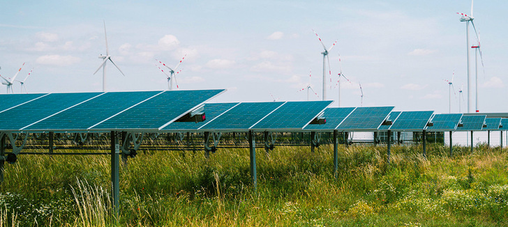 Hybridkraftwerk Parndorf mit Wind und Solar