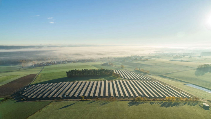 Der Solarpark in Altenschwand wird über PPA-Verträge finanziert.