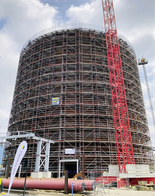 Der Wärmespeicher noch im Bau in Berlin Spandau