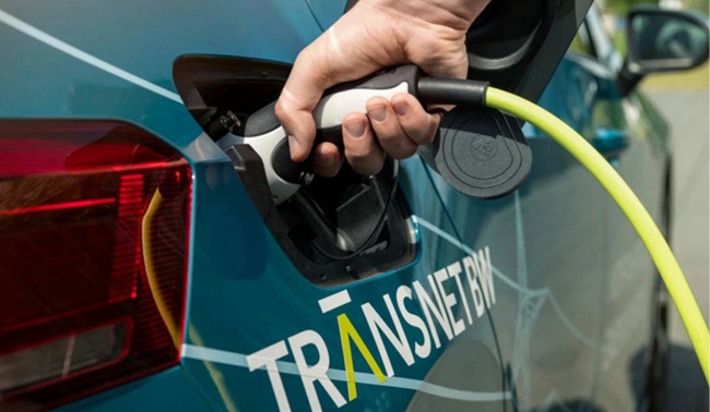 E-Autos können das Netz stützen.