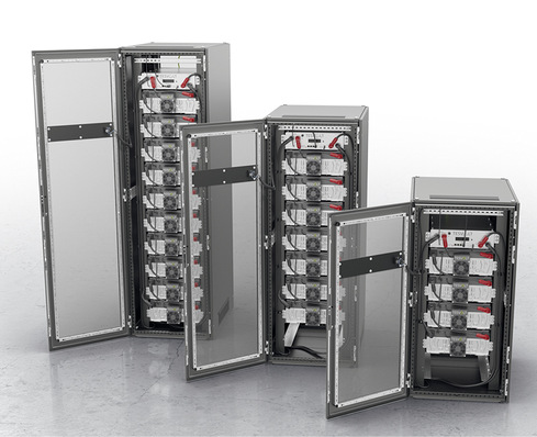 Die Batteriespeicher TS HV 30-80 E sind auf den Bedarf von Gewerbebetrieben optimiert.