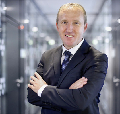 Mart﻿in Hackl  ist Global Director Solar Energy bei Fronius. Das Unternehmen beschäftigt sich seit mehr als drei Jahrzehnten mit der Entwicklung von Leistungselektronik für die Photovoltaik und die intelligente Sektorkopplung.