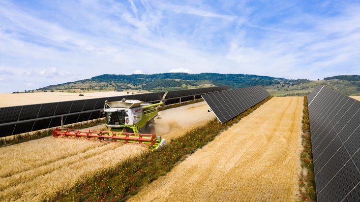Die Agri-PV spielt eine Schlüsselrolle beim Umstieg auf die regenerative Landwirtschaft.