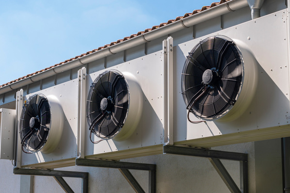 Das Bundeswirtschaftsministerium fördert bei Kälte- und Klimaanlagen den Einsatz von Klimaschutztechnologien in gewerblichen Anwendungen.