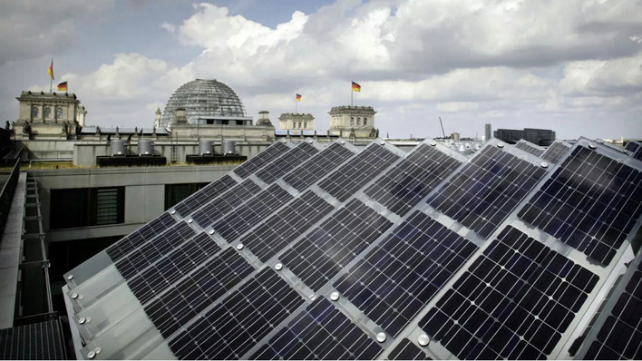 Der Bundestag hat neue Regeln für Solaranlagen beschlossen und der Bundesrat hat zugestimmt.