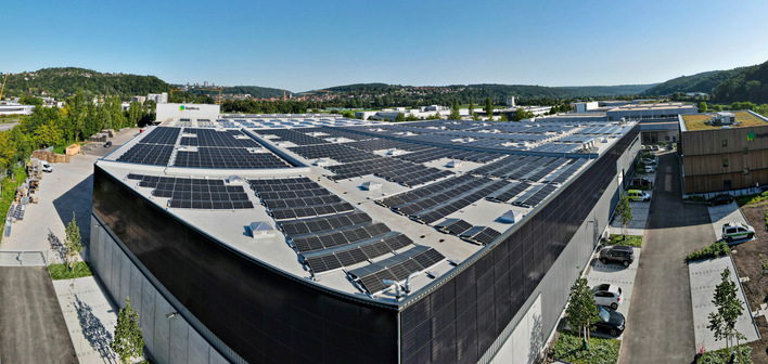Das moderne Hauptquartier von Baywa r.e. Solar Trade in Tübingen setzt Maßstäbe. Es deckt seinen Energiebedarf weitgehend selbst.