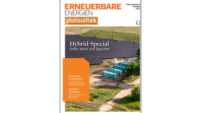 Das Hybrid-Special 2025 stellt neue Technologien und Projekte vor, in denen Speicher und PV sich ergänzen.