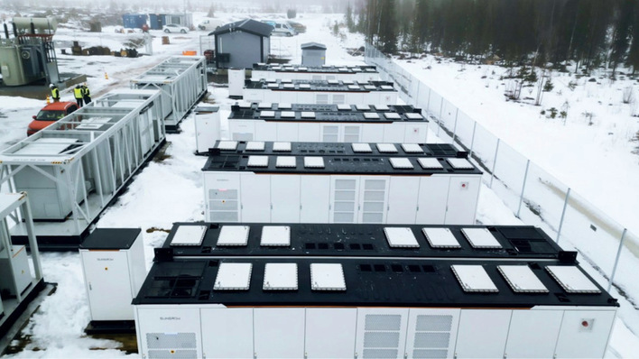 Der Speicher von Sungrow muss im Norden Finnlands extremen Witterungsbedingungen standhalten.