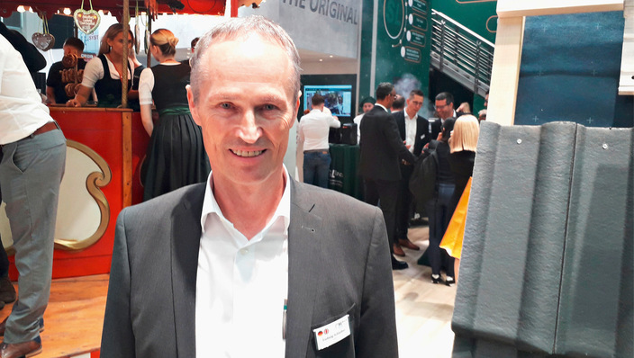Ludwig Schletter ist Gründer und CEO von SL Rack in Haag in Oberbayern.