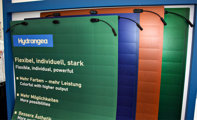 Euronergy rollte vielfarbige Leichtbaumodule aus.