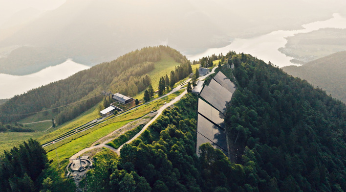Die Zwölferhornseilbahn wird künftig mit Solarstrom betrieben.