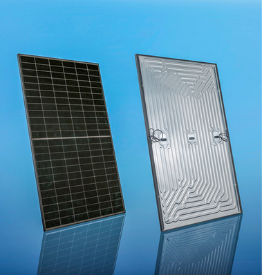 Die vergrößerte Tauscherfläche zur Umgebungsluft der Hybridkollektoren Prisma PVT RBX ermöglicht einen hocheffizienten Betrieb mit Sole-Wärmepumpen.