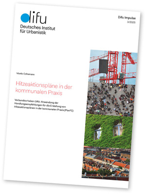 Titelbild eines deutschen Stadtplanungsberichts mit Fotos einer Menschenmenge, eines roten Krans und von Häusern mit grünen Dächern. - © Bild: Difu