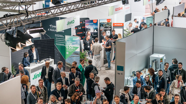 Zur Hausmesse von Baywa r.e. werden zahlreiche Neuheiten vorgestellt.