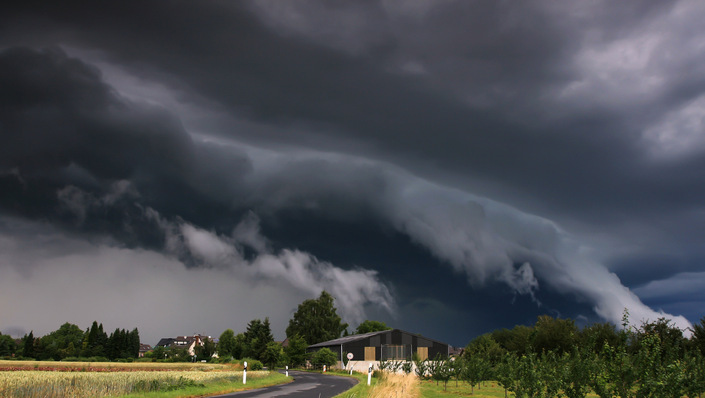 Gewitterstimmung nahe Bonn, Deutschland