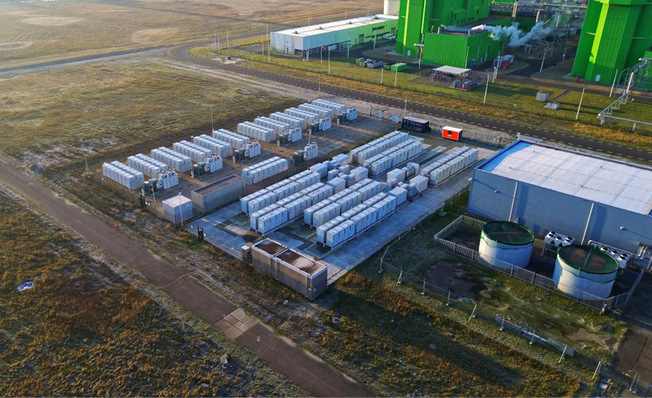 2025 sind in Deutschland stationäre Speicher mit insgesamt 6,5 GWh in Betrieb gegangen.