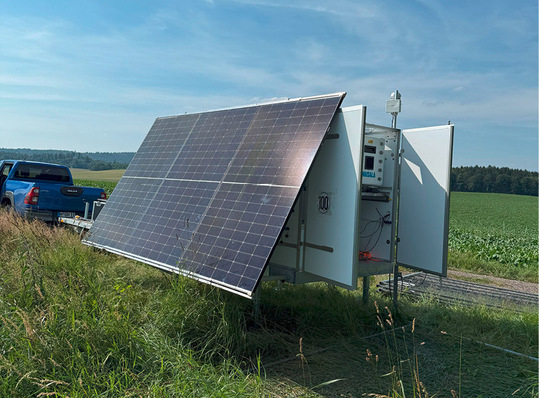 Windmessung per Lidargerät, das solar betrieben wird.