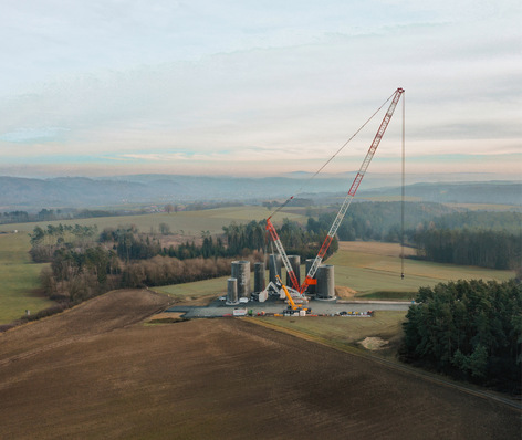 Entstehender Windpark Weißenbrunn