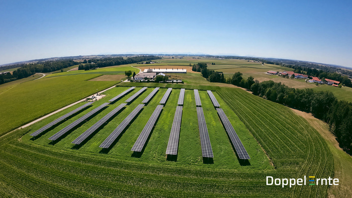 Privilegierte MW-Agri-PV-Anlage, die in diesem Jahr in Südostbayern errichtet wurde.