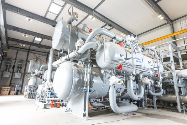 Aggregat der Abwasserwärmepumpe im Hamburger Energiepark Hafen