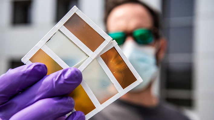 Perowskit-Solarzellen haben große Vorteile, nicht nur beim Wirkungsgrad. Doch die Herstellung muss umweltfreundlicher werden.