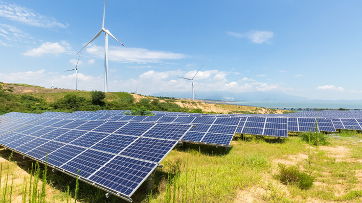Die jährlichen EEG-Zahlungen für EEG-Anlagen beziffert Enervis auf rund 400 Millionen Euro.